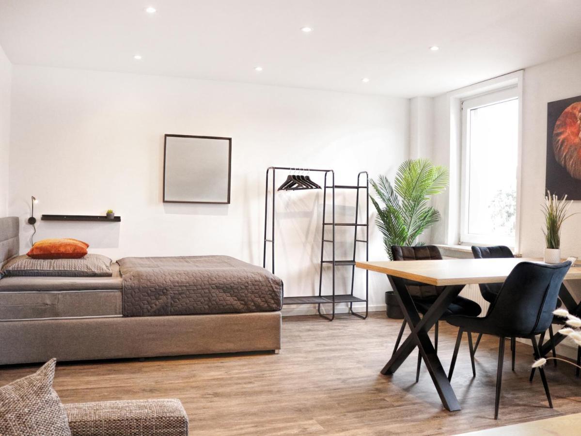Lightplace • Groessere Gruppen • 4 Einzelzimmer • Boxspring • Smart Tv • Biergarten • Restaurant ブラウンシュバイク エクステリア 写真